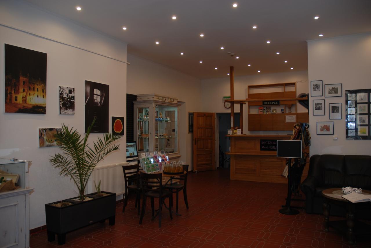 Hotel U Ruze Slavonice Ngoại thất bức ảnh